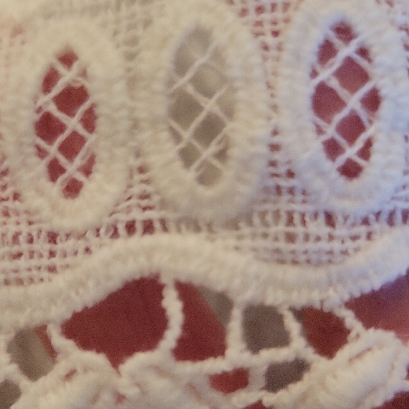 Hem & Thread White Lace Tank Top - Picture 7 of 8